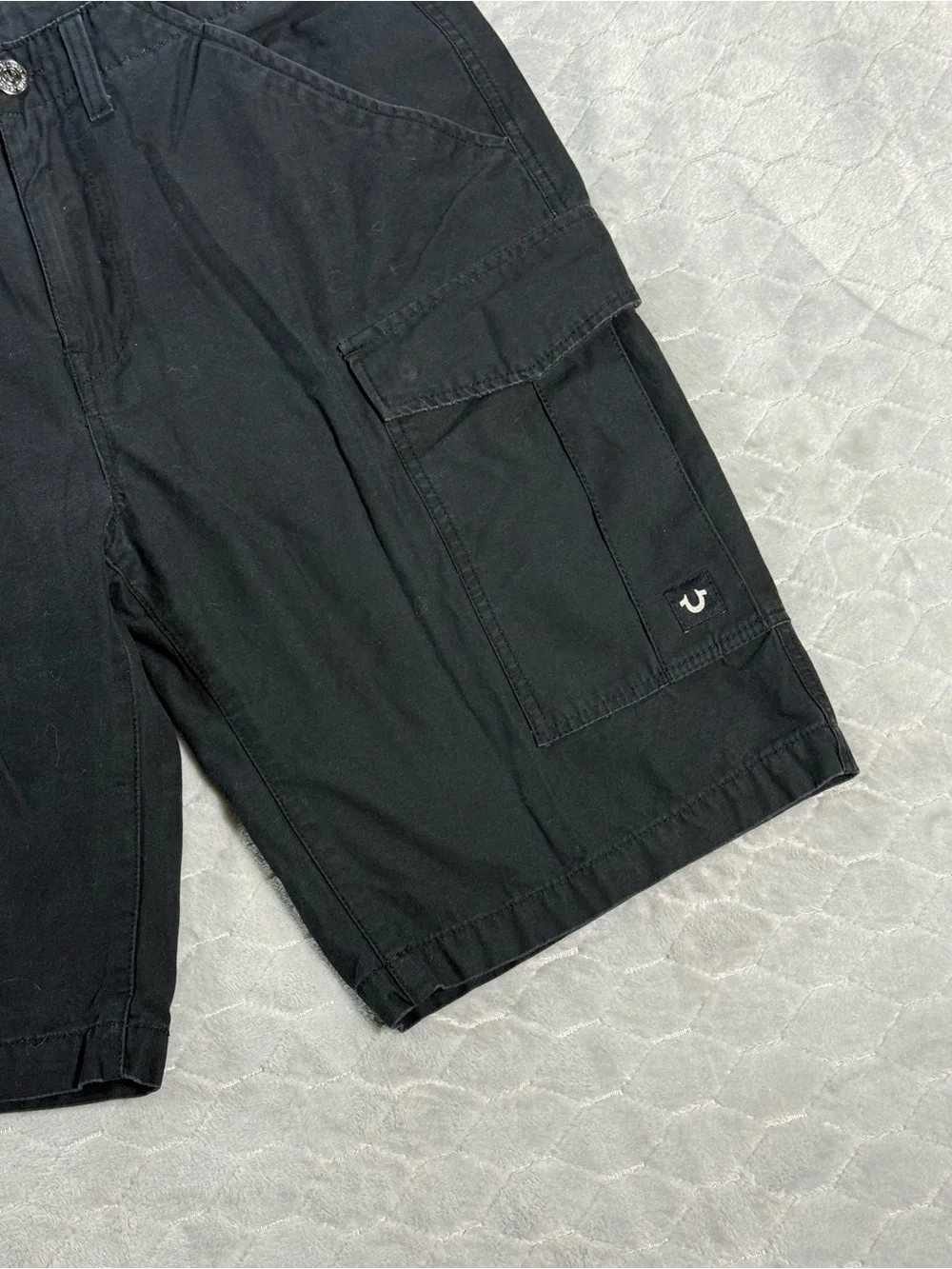 True Religion Cargo Shorts Size 34 Black Utility Y2K Streetwear